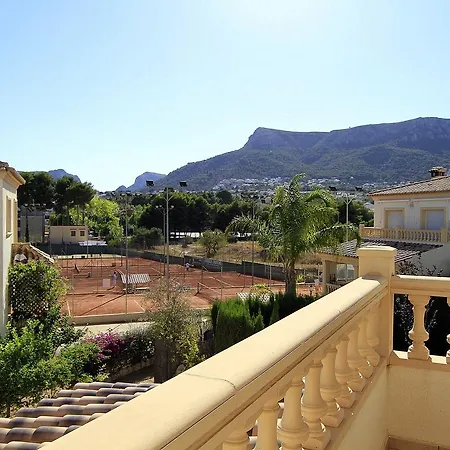 Σπίτι διακοπών Exclusive 4 Bedroom Bungalow Κάλπε