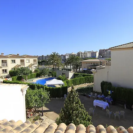 Σπίτι διακοπών Exclusive 4 Bedroom Bungalow Κάλπε