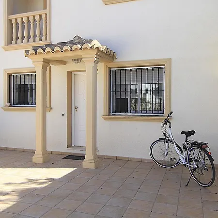 Exclusive 4 Bedroom Bungalow Σπίτι διακοπών Κάλπε